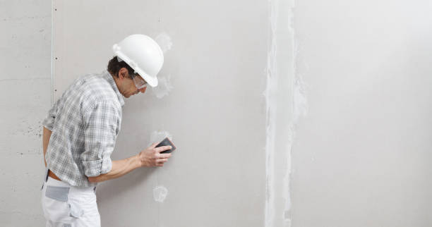 Best Water-Damaged Drywall Repair  in Lake Waccamaw, NC